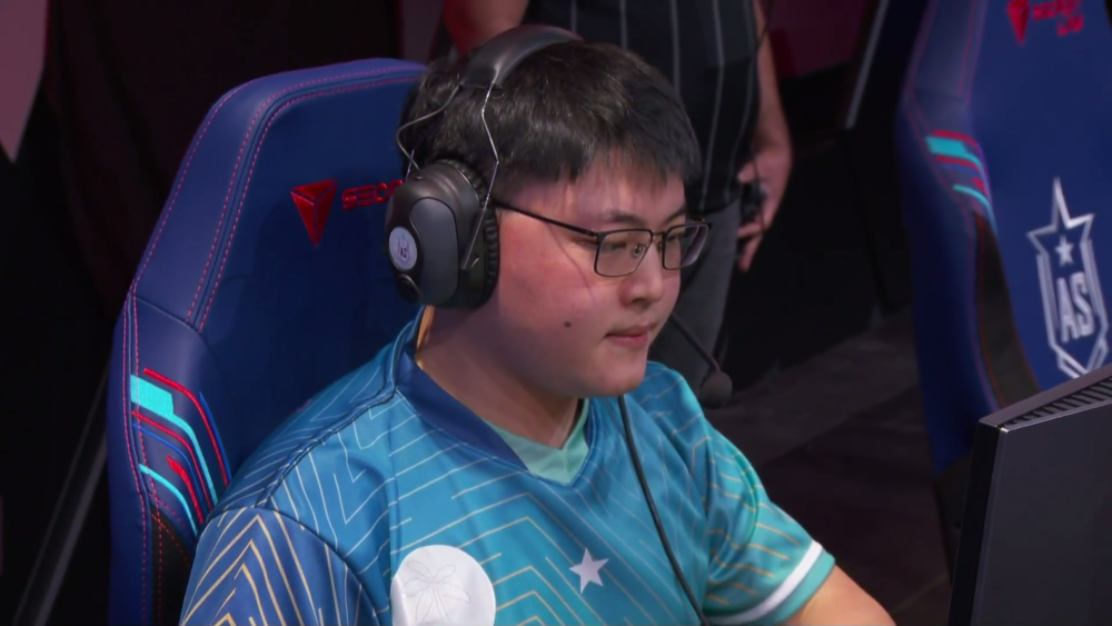 uzi比赛视频完整版高清